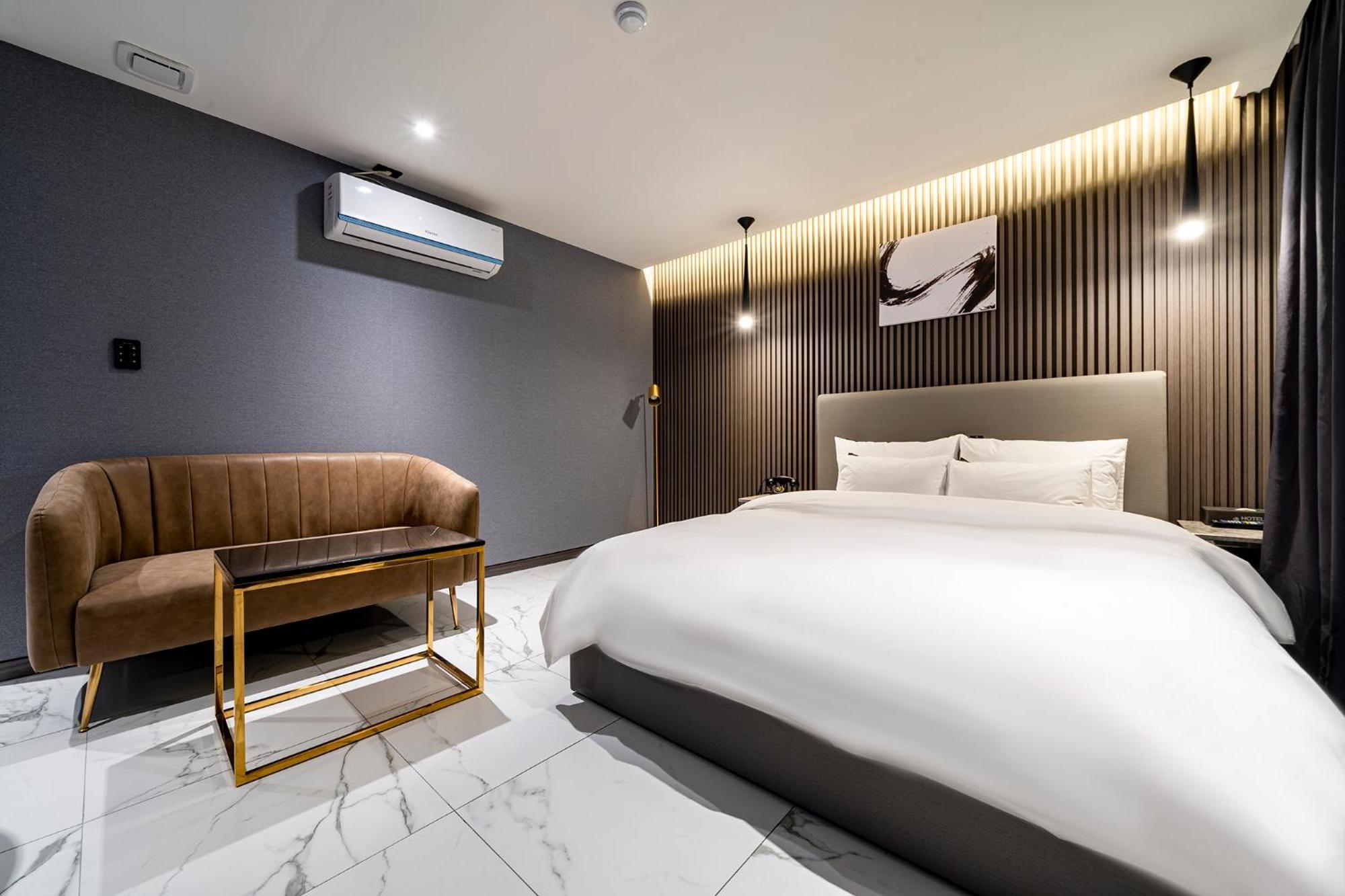 Urban Brown Hotel Chungju City Hall المظهر الخارجي الصورة