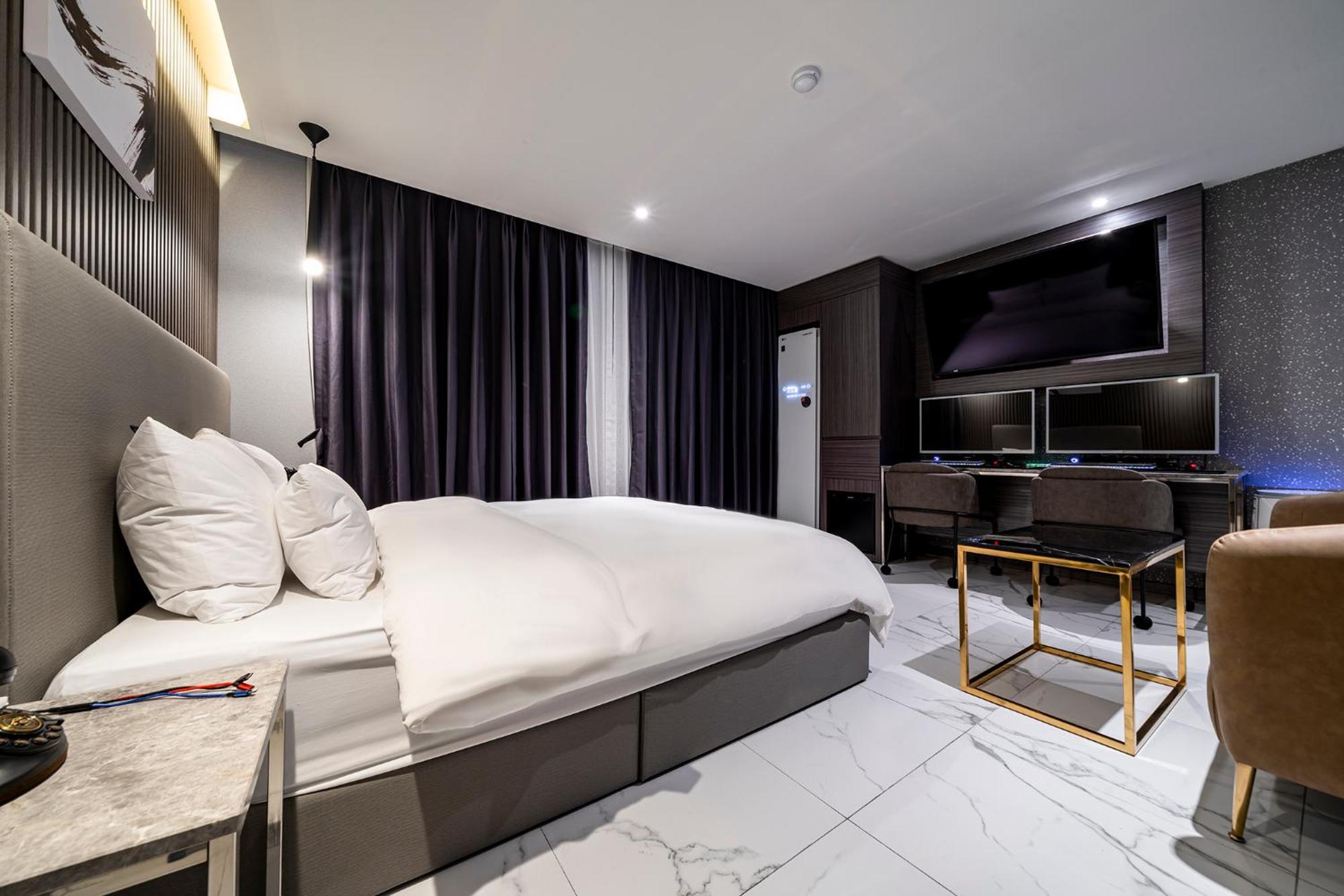 Urban Brown Hotel Chungju City Hall المظهر الخارجي الصورة