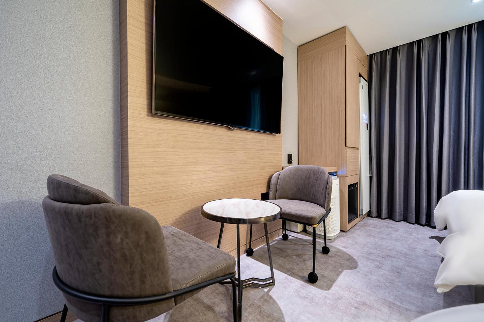 Urban Brown Hotel Chungju City Hall المظهر الخارجي الصورة