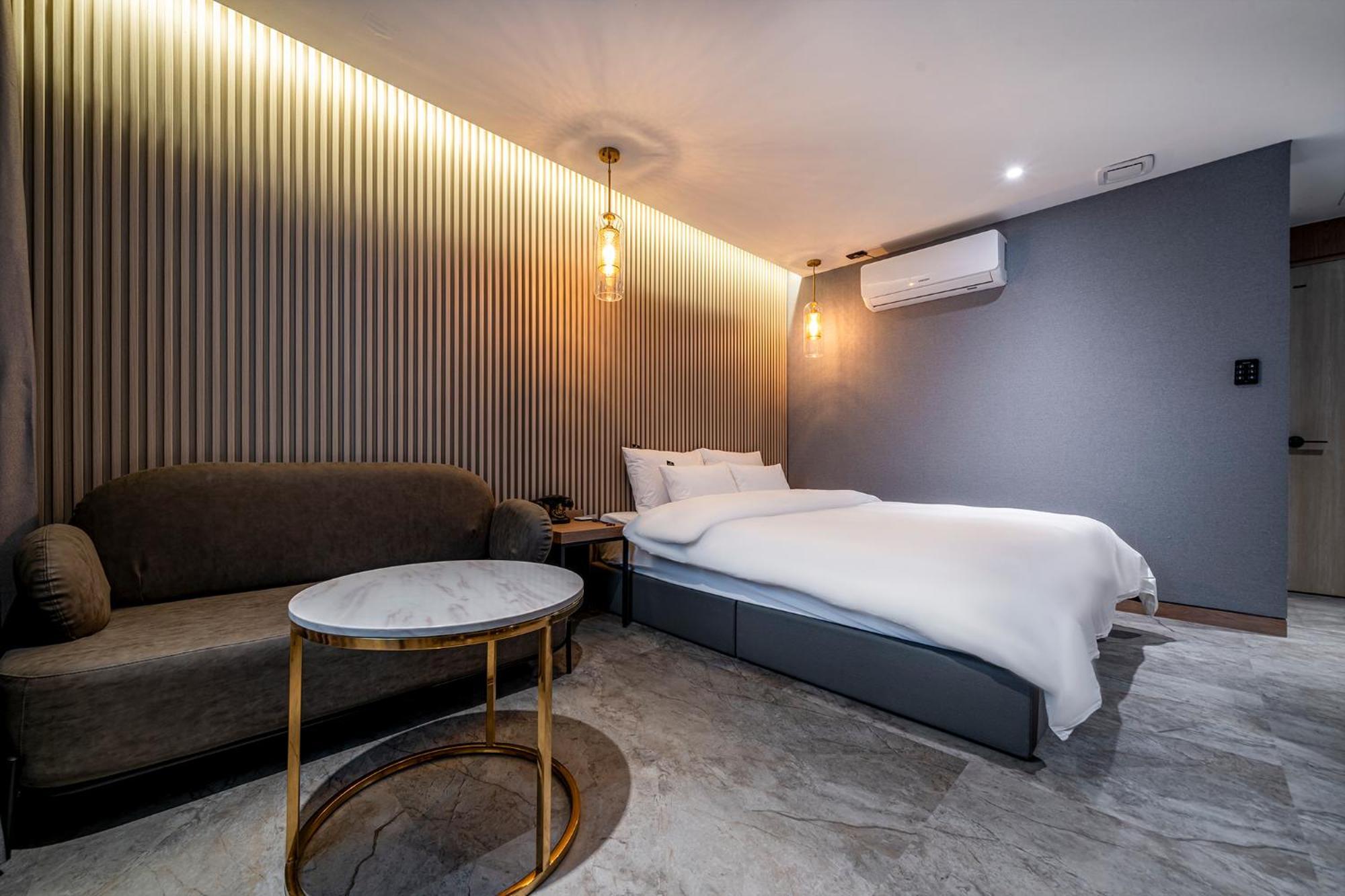 Urban Brown Hotel Chungju City Hall المظهر الخارجي الصورة