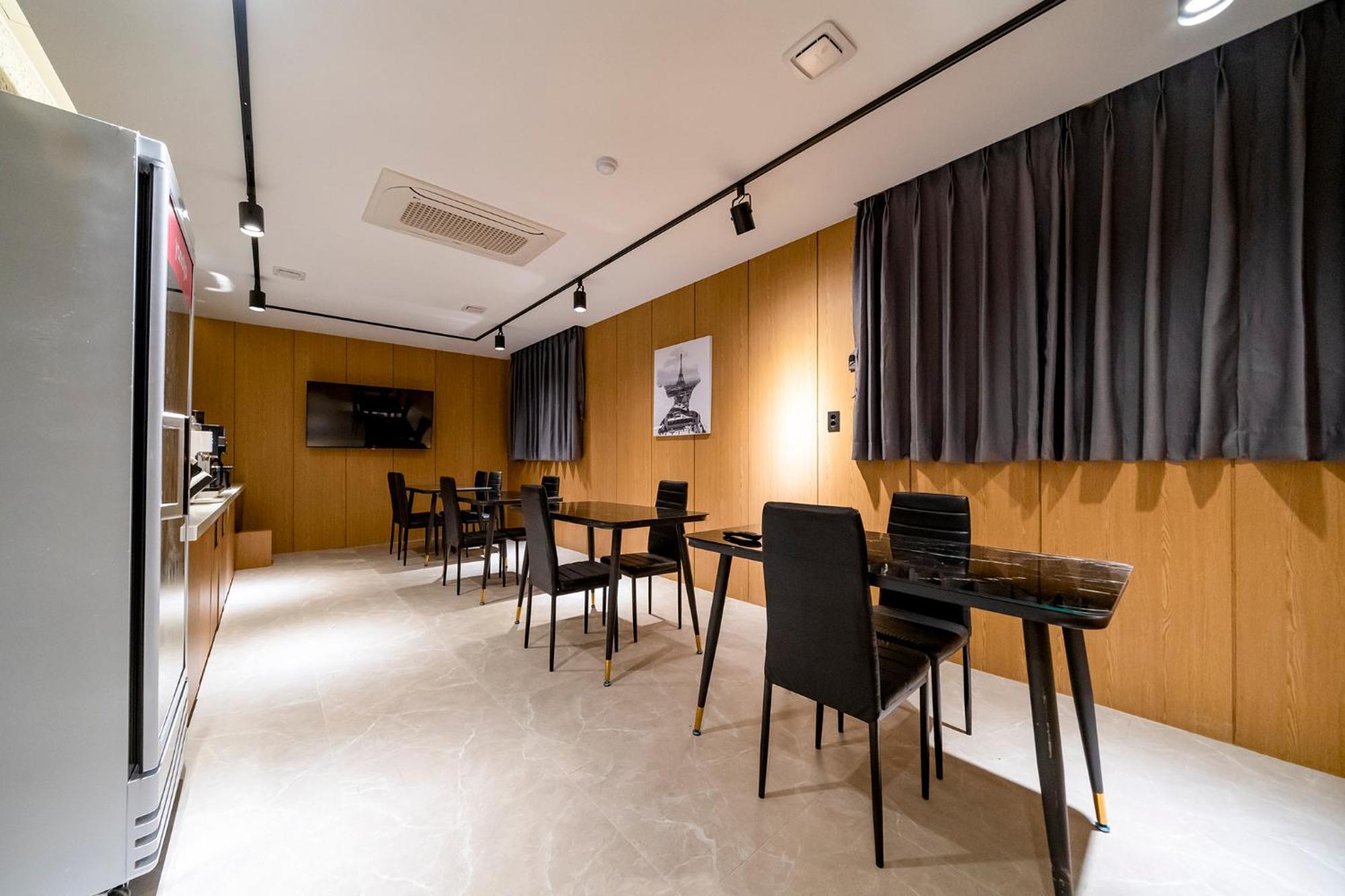 Urban Brown Hotel Chungju City Hall المظهر الخارجي الصورة